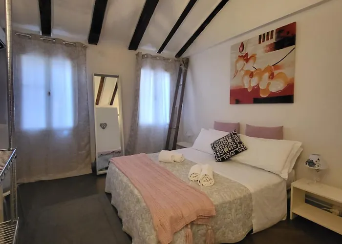 19 Borgo Cavour