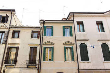 19 Borgo Cavour